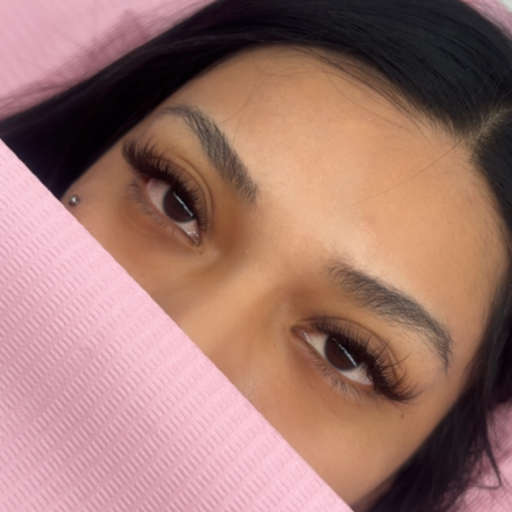 hybrid lash extentions at hairdonebyPJ
