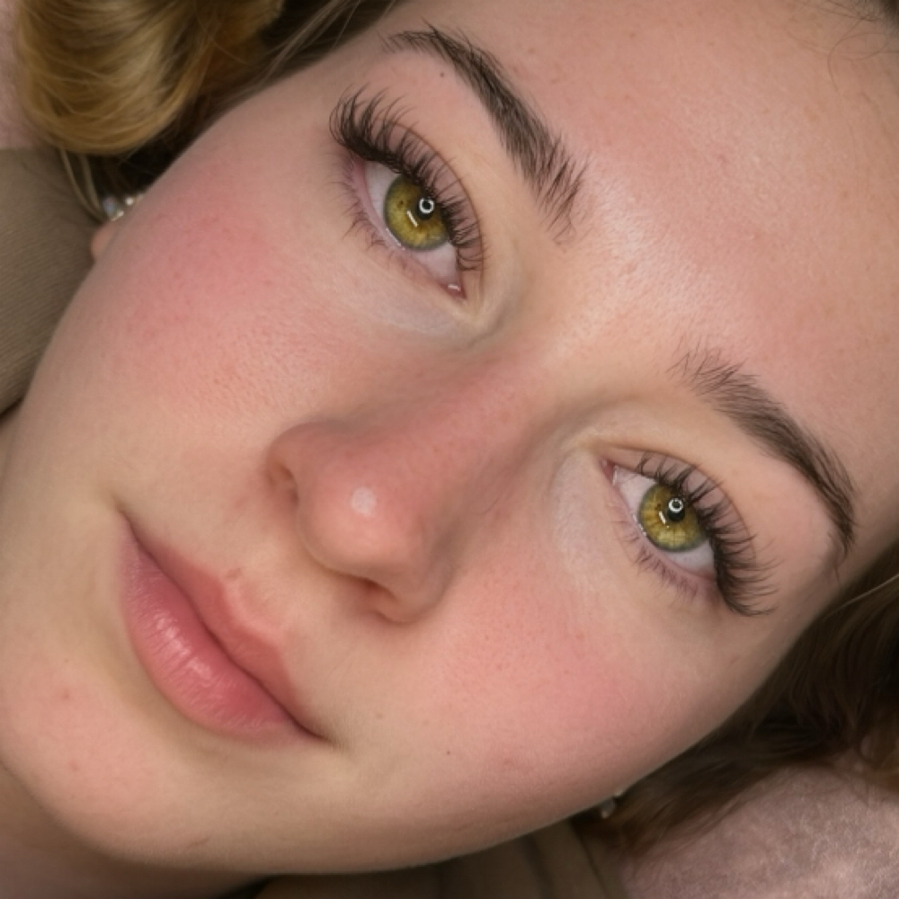 Customized Lash Extension Full Set at Sweetpea Beauty Factory in Derry, NH