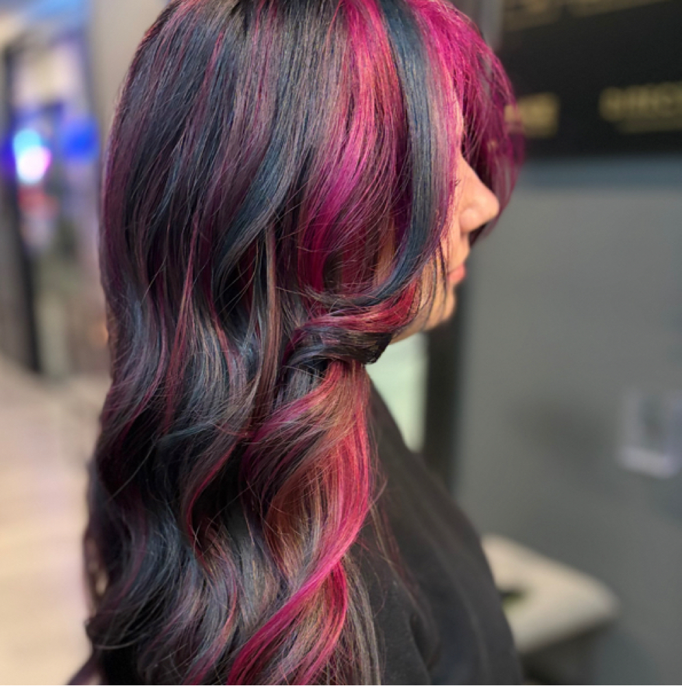 Vivid Color at THE MEMBER’S ATELIER in Myrtle Beach, SC