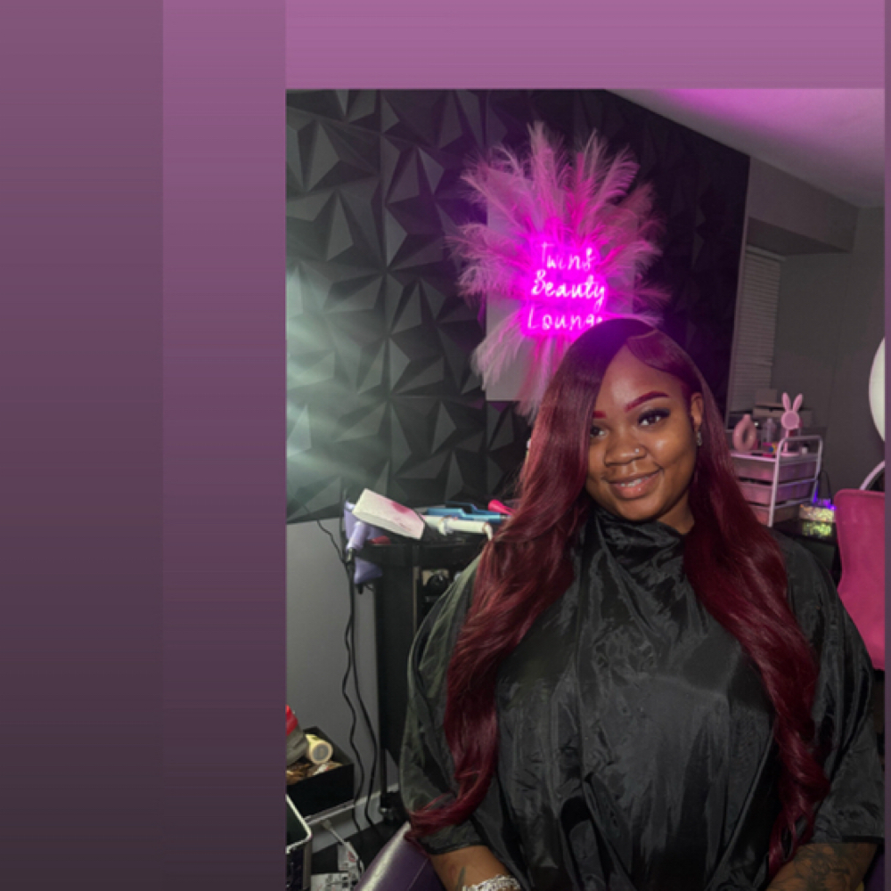 Quick Weave W/ Curls/ Pinup($20) at DolledByKaylaa in Chicago, IL