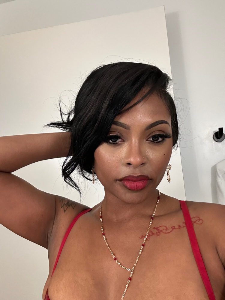 Lash/brow Application at Shanell Lux in Cincinnati, OH