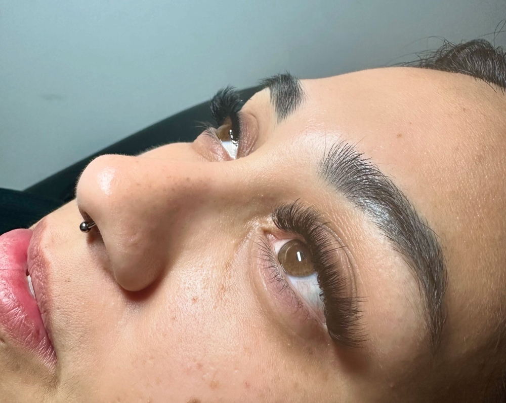 Eyelash Extensions- Full Set