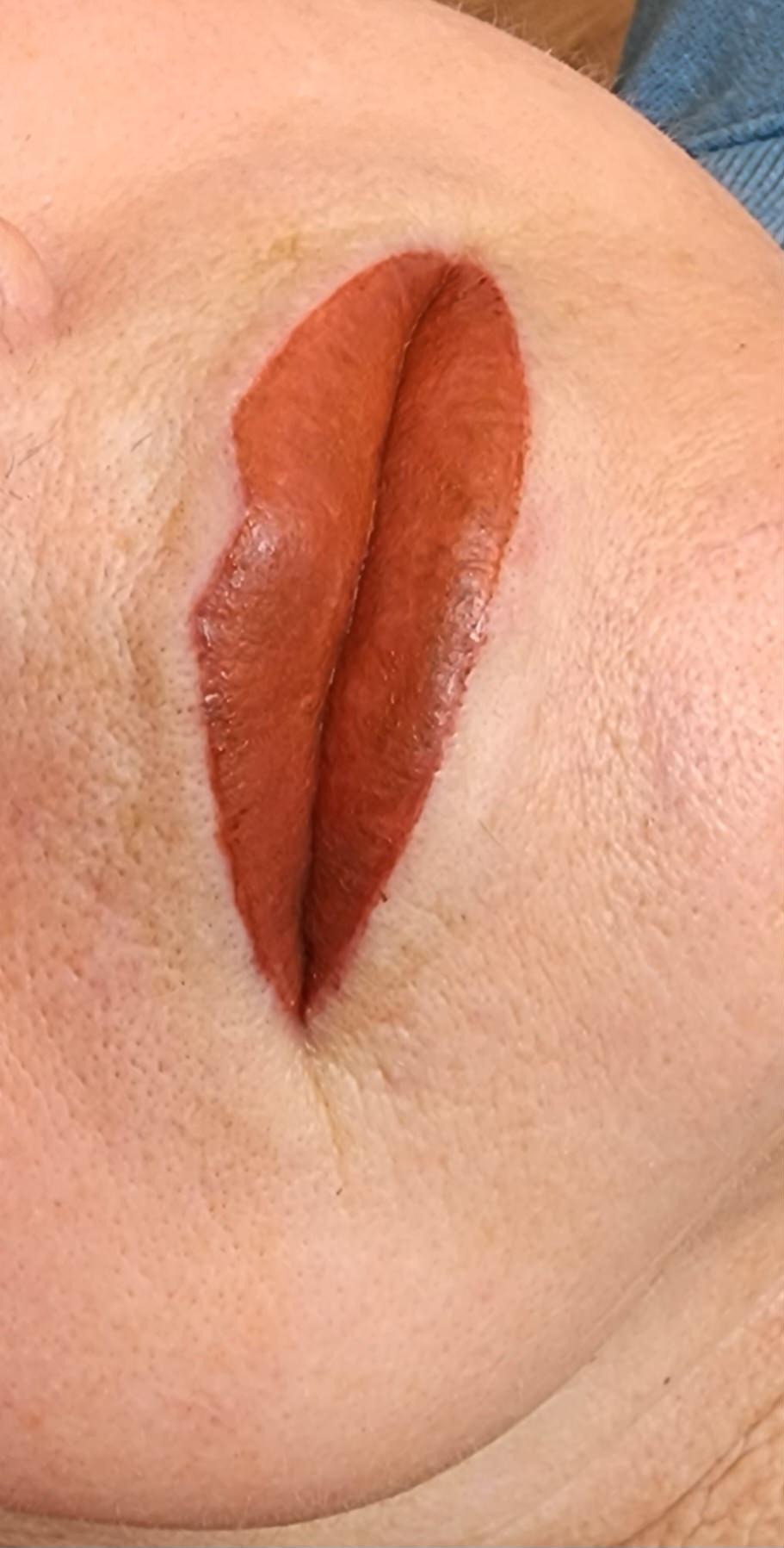 Follow Up Full Lip Color