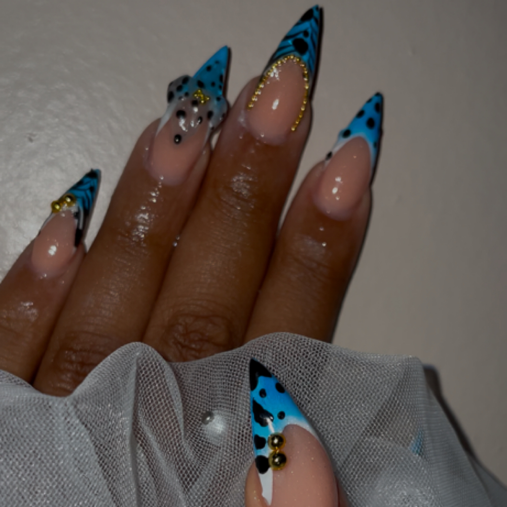 $85.00 Freestyle Set at Nail Vigilante in Newalbany, IN