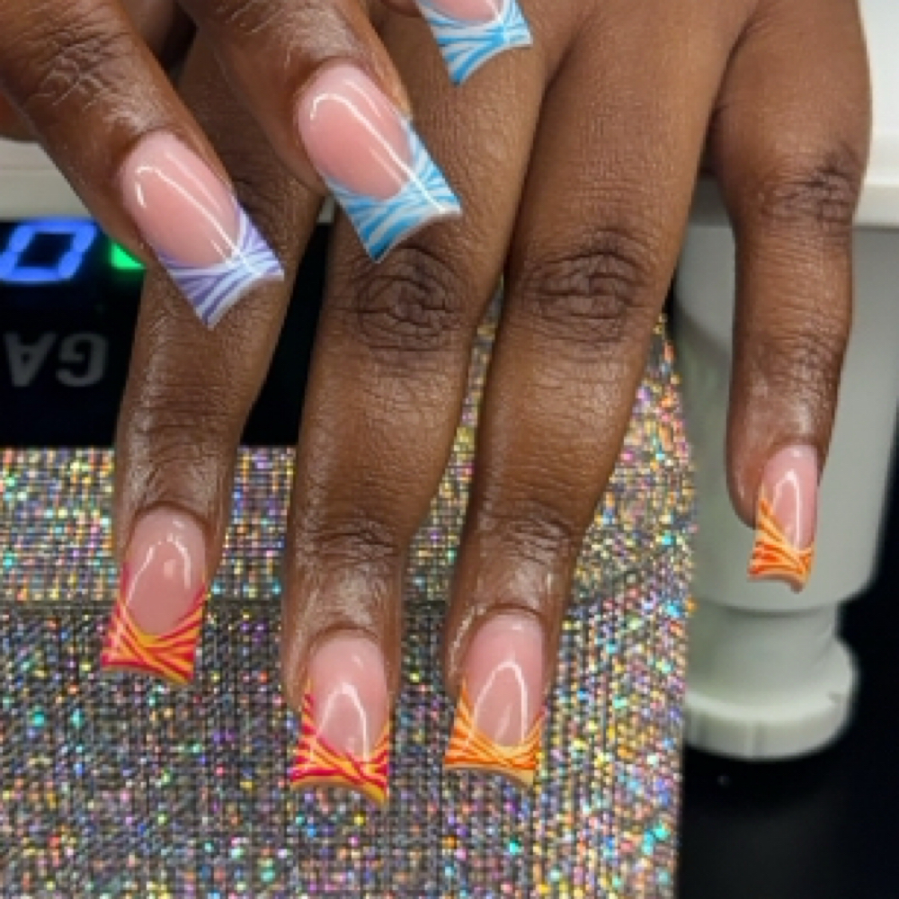 Medium Design (Add-On) at CHATTANOOGA BEAUTY LOUNGE in Chattanooga, TN