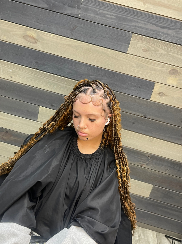 Medium Knotless at TheHairAllure in Indianapolis, IN