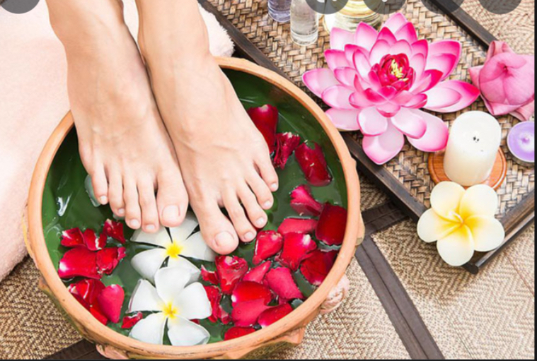 Deluxe Spa Pedicure With Gel Polish