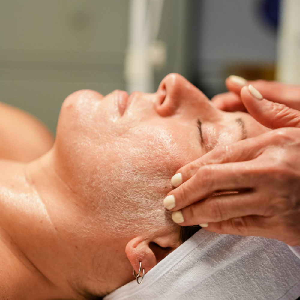 Lift & Radiance Ritual at Ros Wellness Lounge in Covington, WA