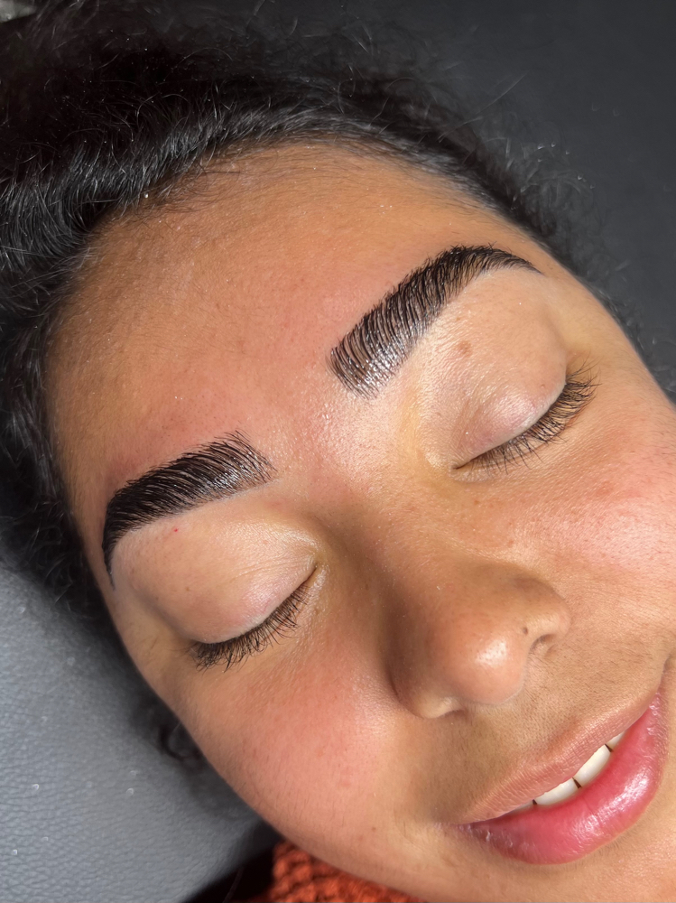 BLACK FRIDAY BROW SCULPT at GlōMEDICS Aesthetics & Skin Rx in Houston, TX