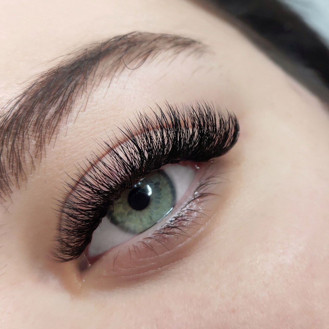 New Set Eyelash Extensions