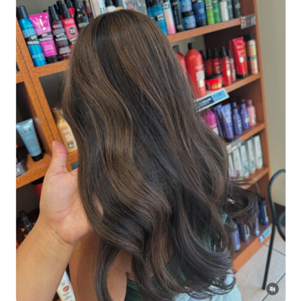 Root Touchup& Partial Foil Longhair at CosmobyJOY in Davenport, FL