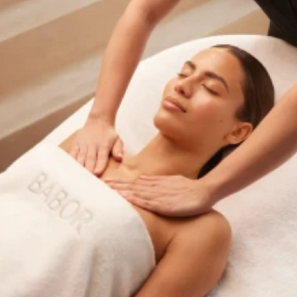 Vibe Signature Facial 90 Minutes at Vibe Skin Lab in Woburn, MA