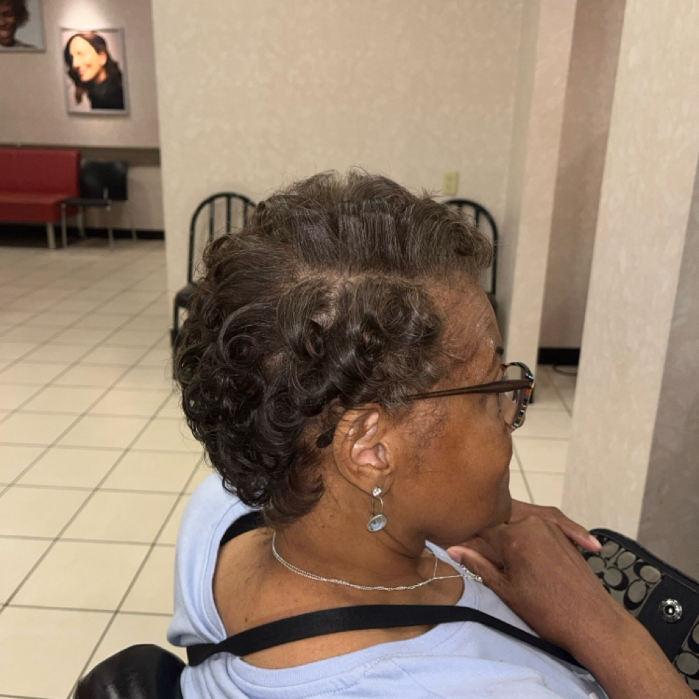 Haircut at Mariah The Stylist in Randallstown, MD