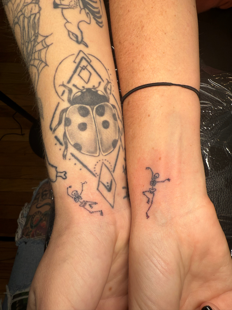 XS Tattoo W/o Color