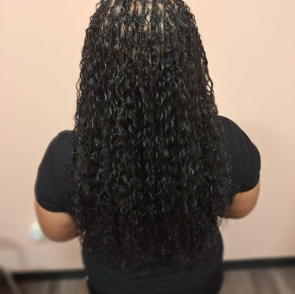 Boho Knotless – Small (Mid-Back) at WestAfrican Beauty Junction Braids in Prosper, TX