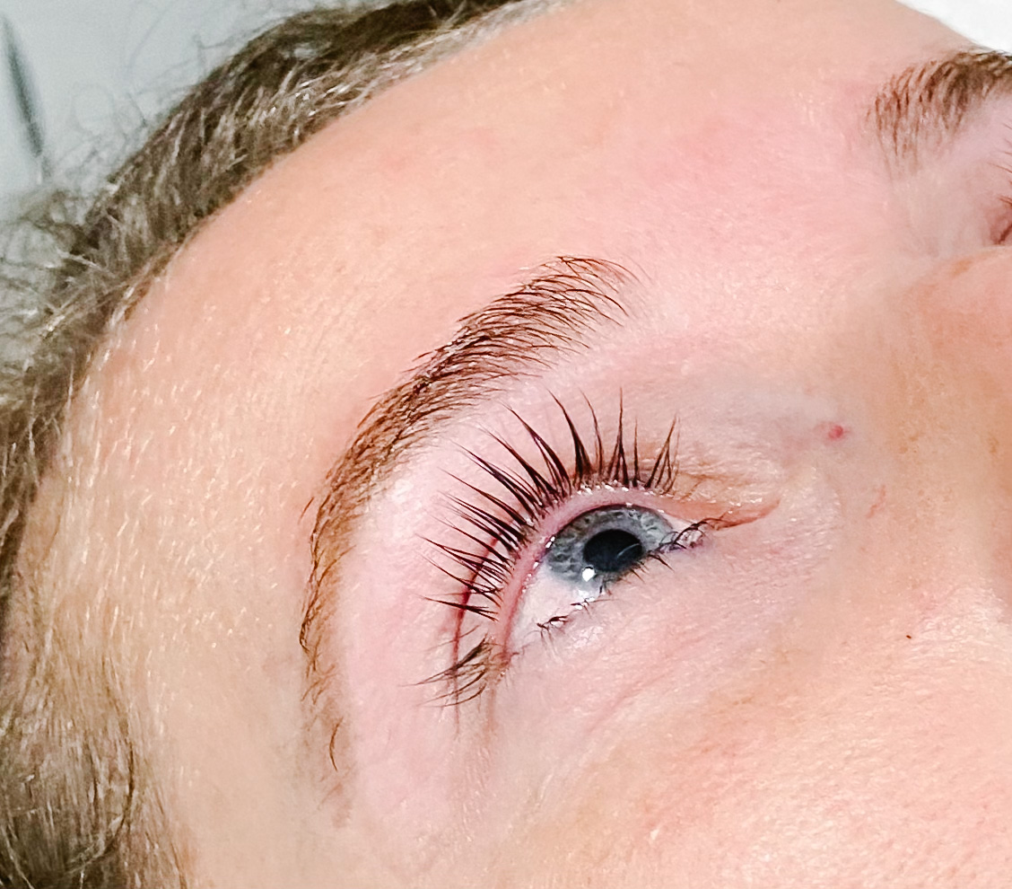 Lash Lift + Tint *Happy Hour