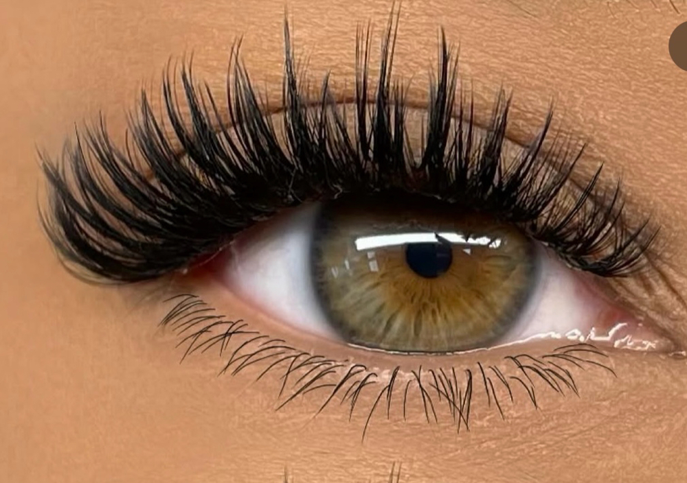 Full Set at Savvylashesss in glendale, AZ