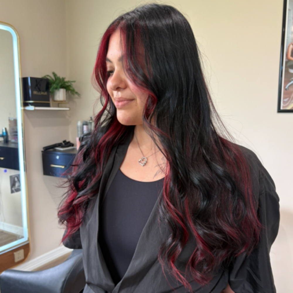 Money Piece at @beautywithviviana in Pearland, TX