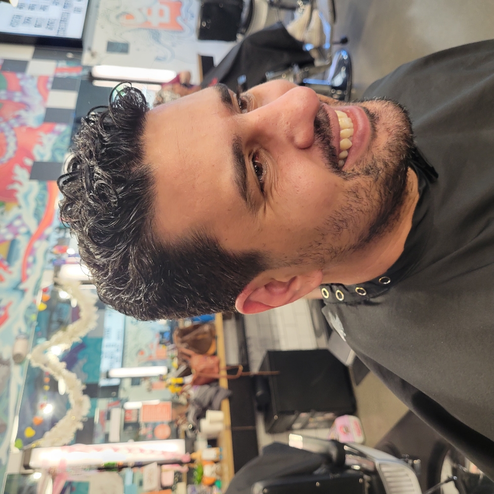 Classic Maintenance Cut at Pinpoint Barbershop in Kirkland, WA