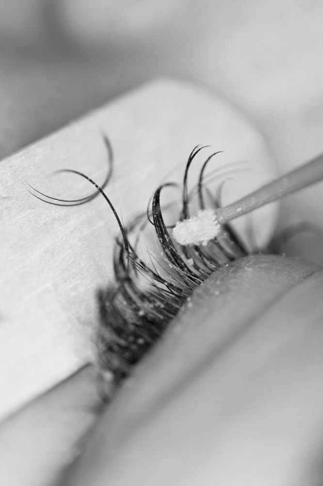 LASH EXTENSION REMOVAL