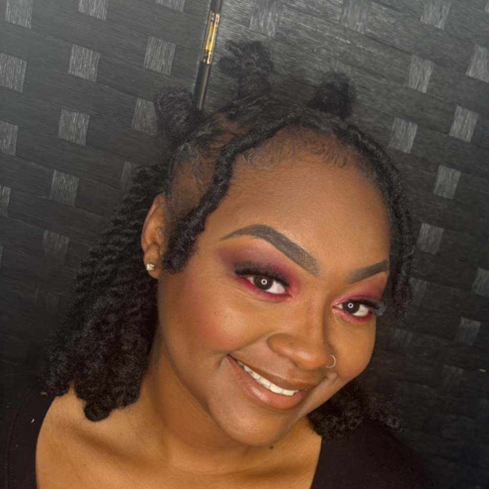 Full Face Glam at Four Roots Beauty Collective in rock island, IL