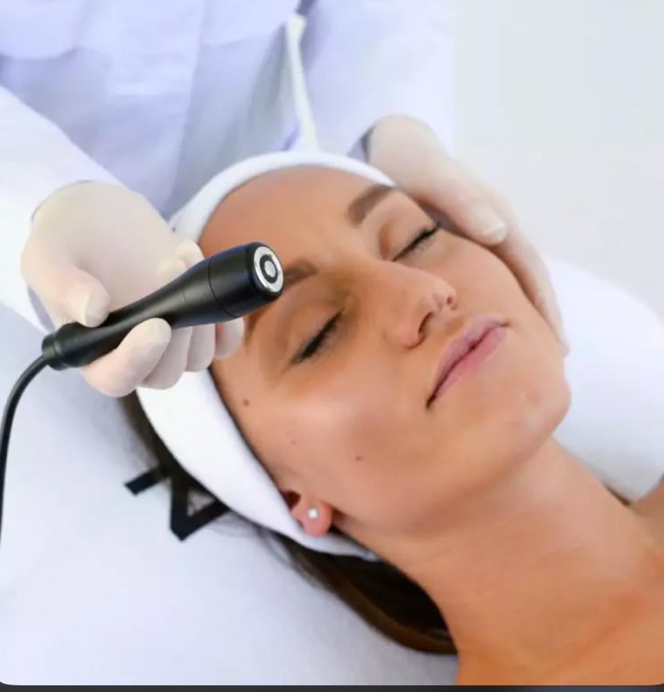 Signature FrioLift Facial (RF + Cry
