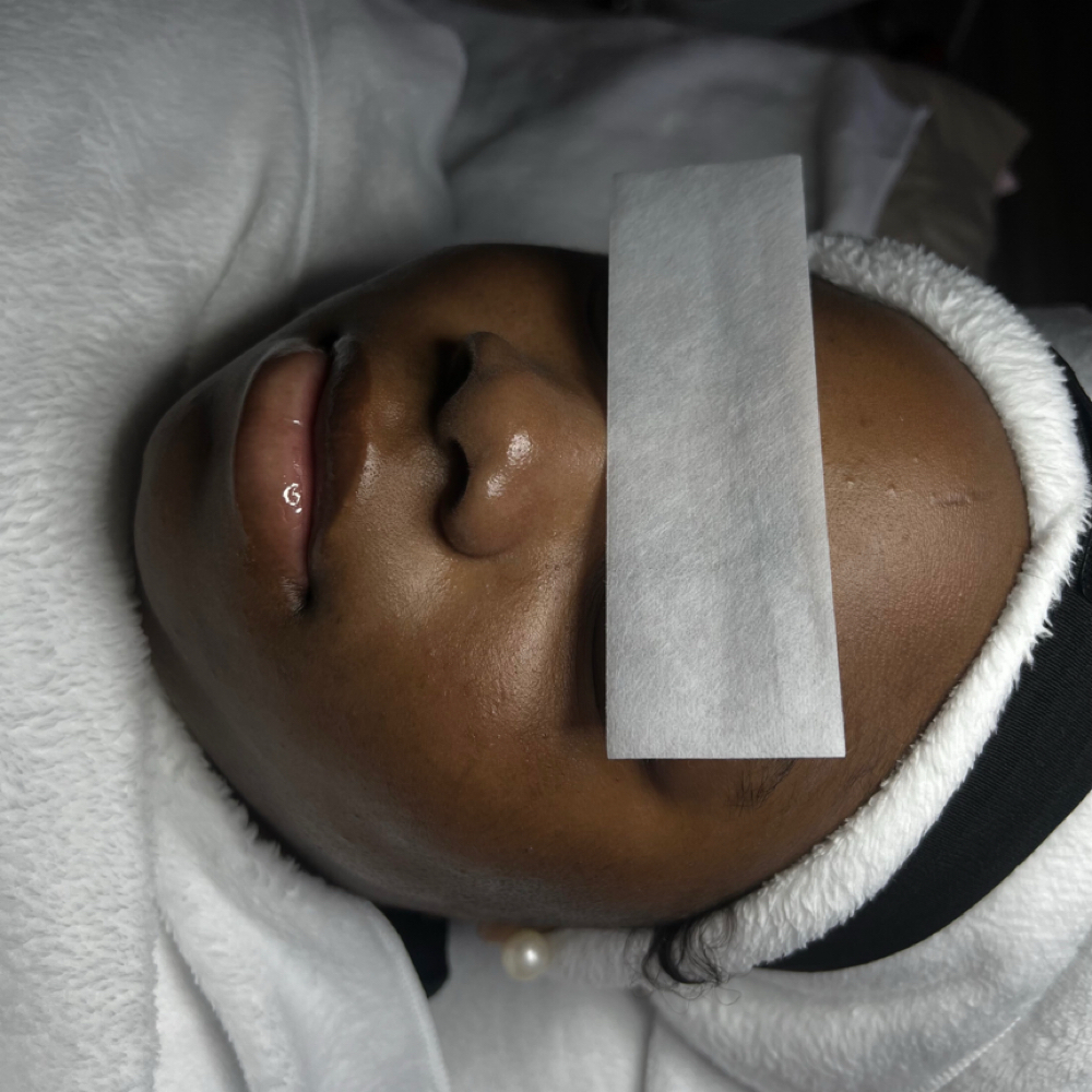Reset Facial at Esthetiq By Ja’Miya in Lagrange, GA
