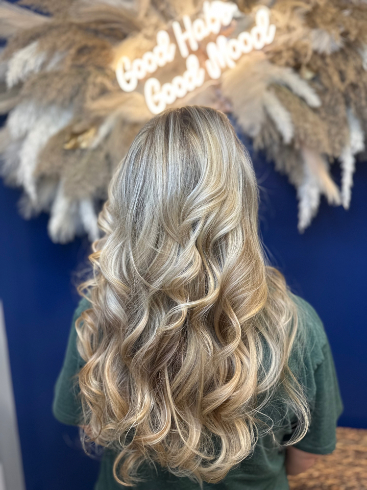 FULL HEAD HIGHLIGHT at Copper Head Studio in Feasterville, PA