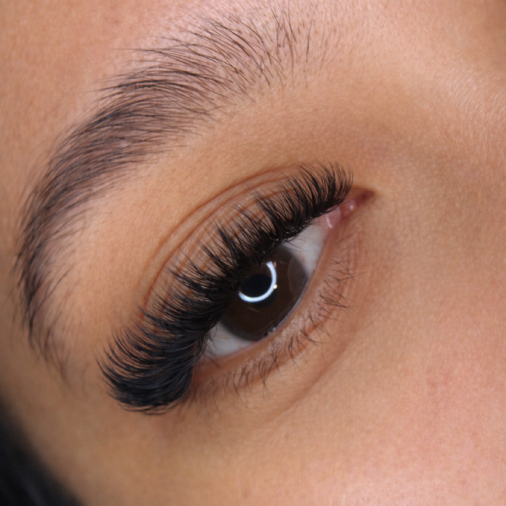 Volume Full Set at Diamond Lash in Bothell, WA