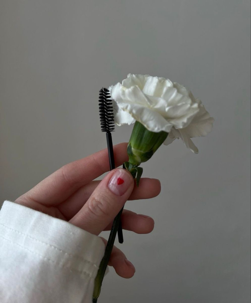 LASH EXTENSION REMOVAL