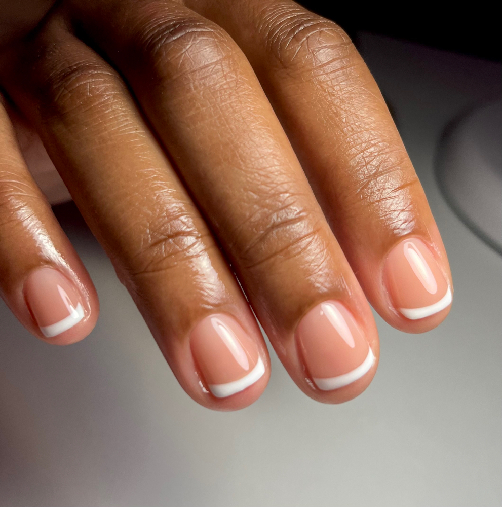 819 Gel Mani + French