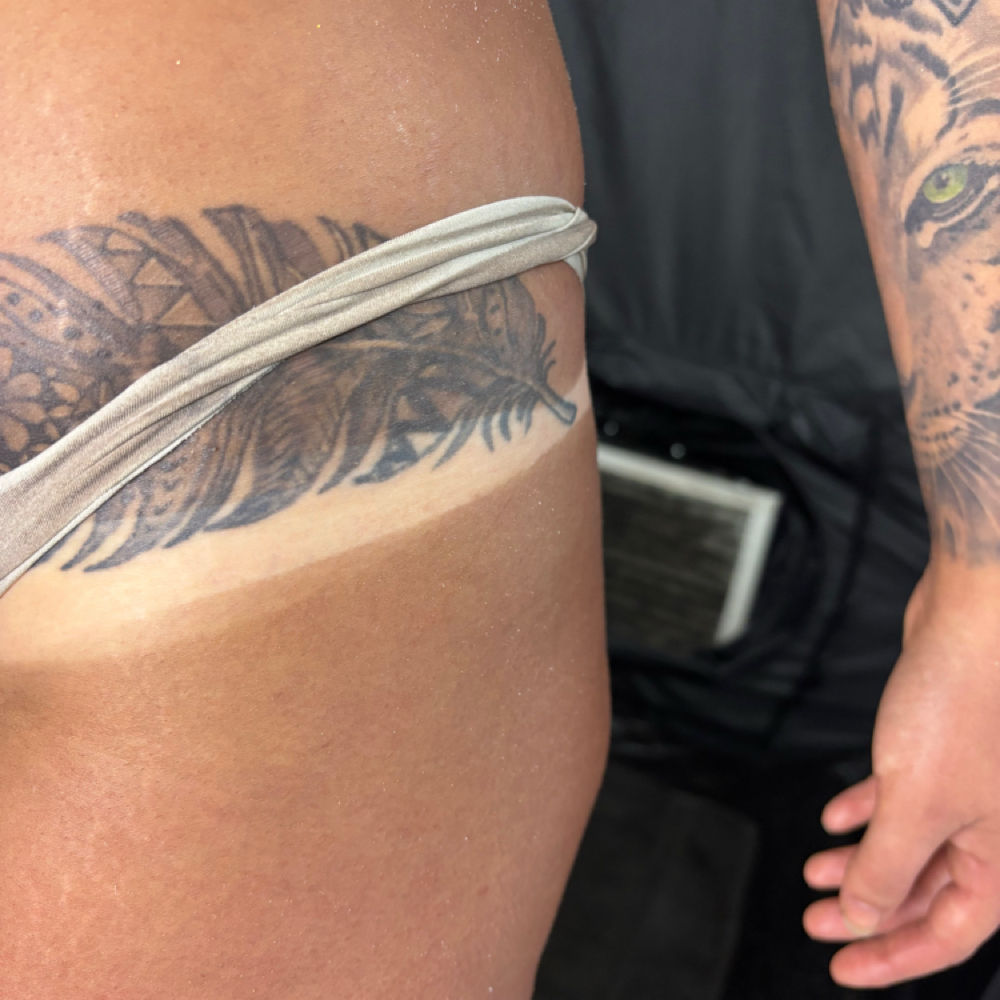Neon Glow Tan at Neon Glow Moblie Spray Tanning in Stanford, KY
