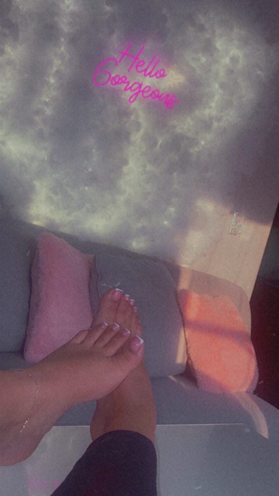 Toes