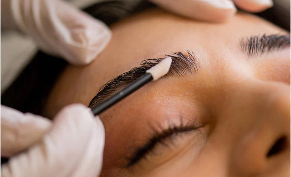 Brow Lamination And Tint