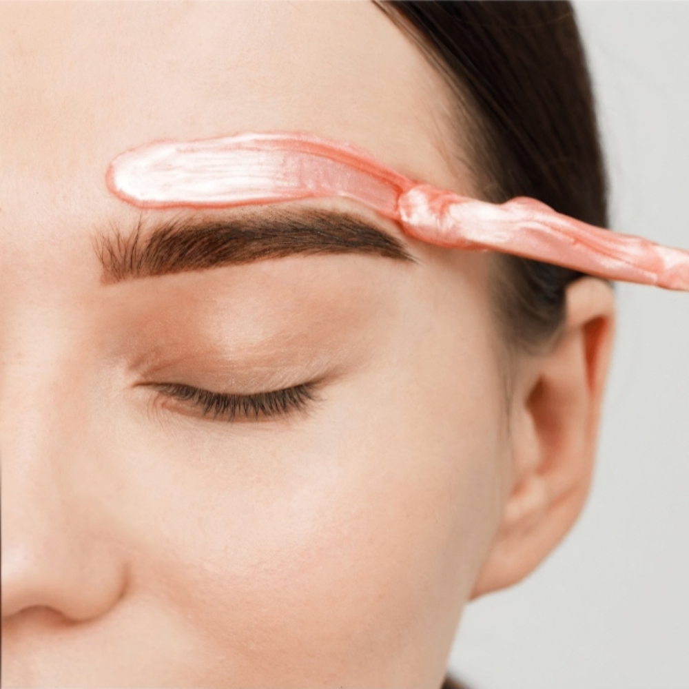 Eyebrows Waxing at Nails by Jessenia in Circleville, NY