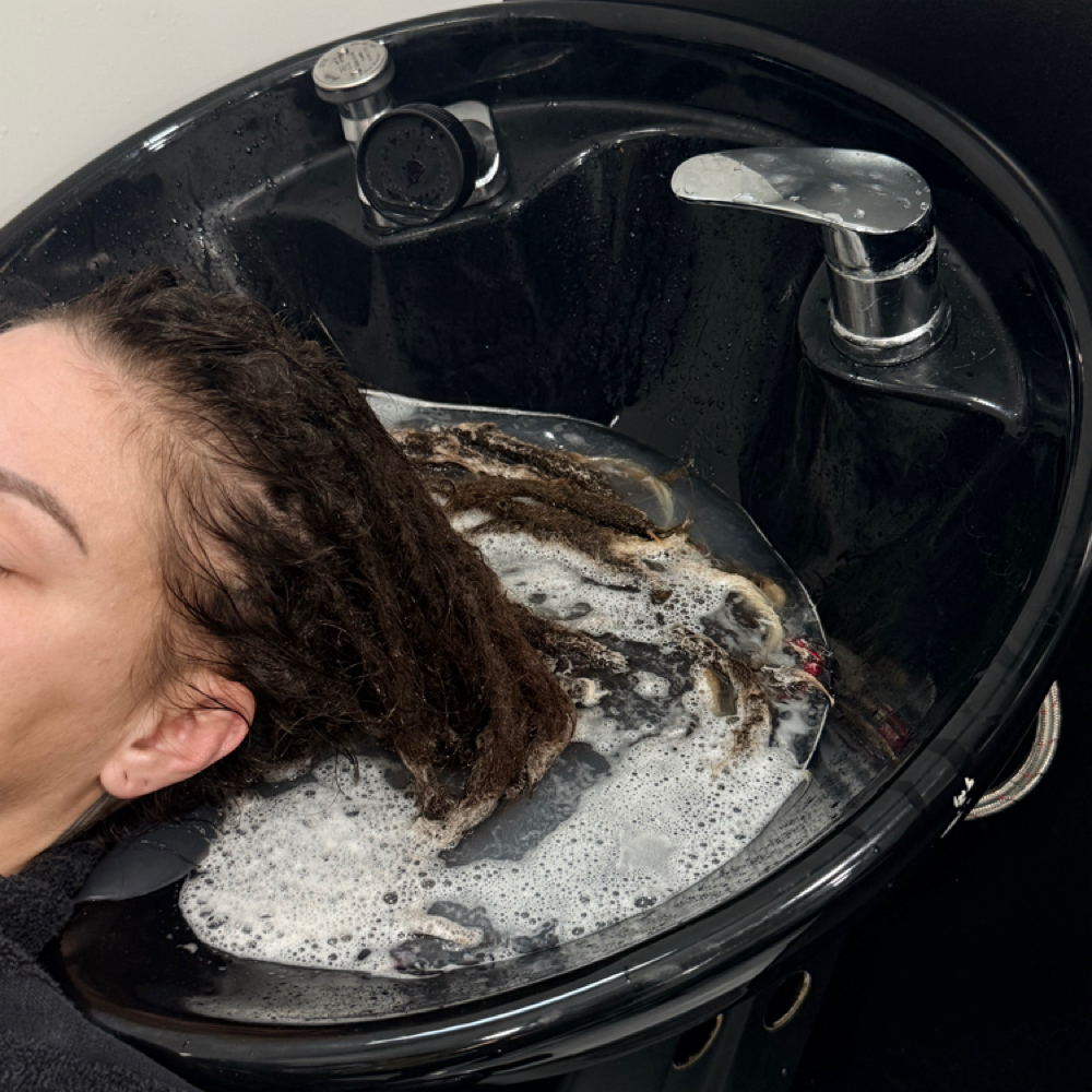 Shampoo, Condition & Blowdry at LASHDAE of Roots To Royalty Studio in Phoenix, AZ