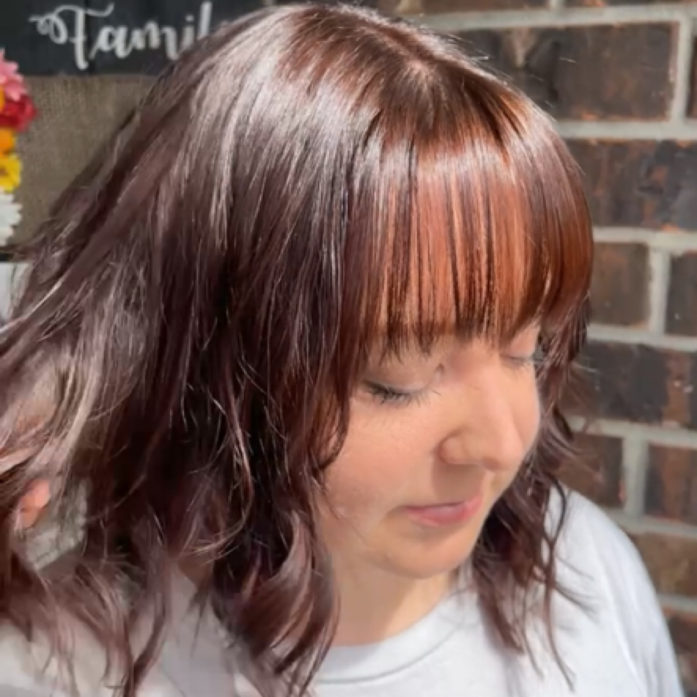 Bang Trim at 𝐌𝐚𝐤𝐞𝐧𝐳𝐢𝐞 | 𝐇𝐚𝐢𝐫𝐬𝐭𝐲𝐥𝐢𝐬𝐭 & 𝐌𝐔𝐀 in Baytown, TX
