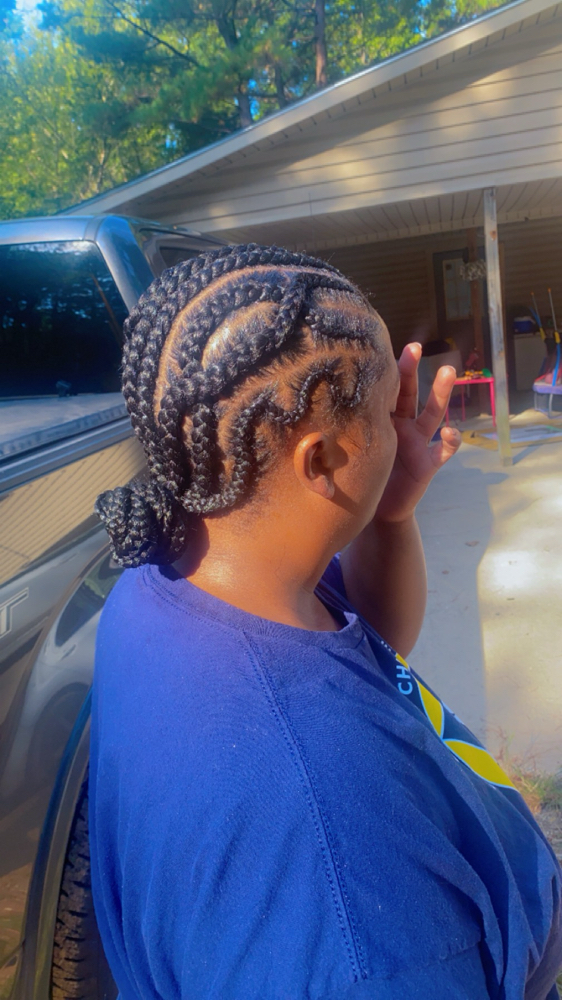 Signature design Scalp braids at Beauty4baeee in El Dorado, AR