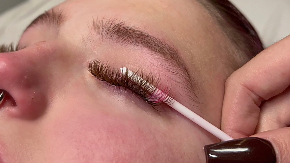 Colored Lashes (Lash Set Add On)