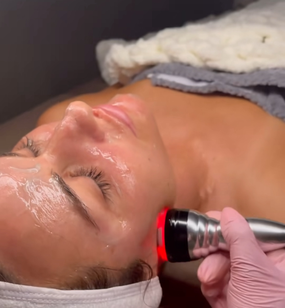 The Face RF + LED Facial