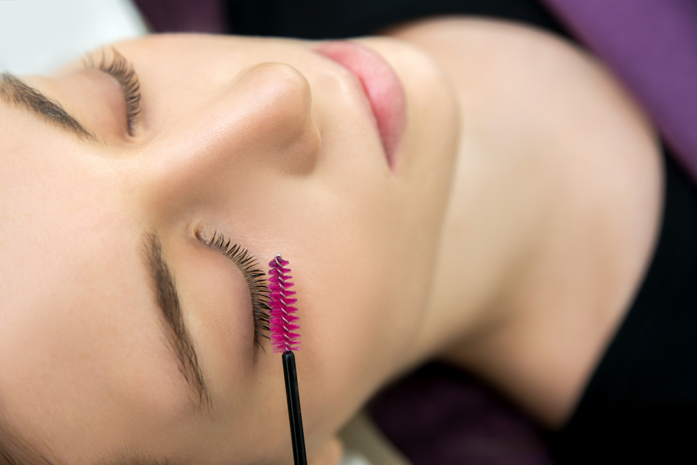 Eyelash Extensions Removal