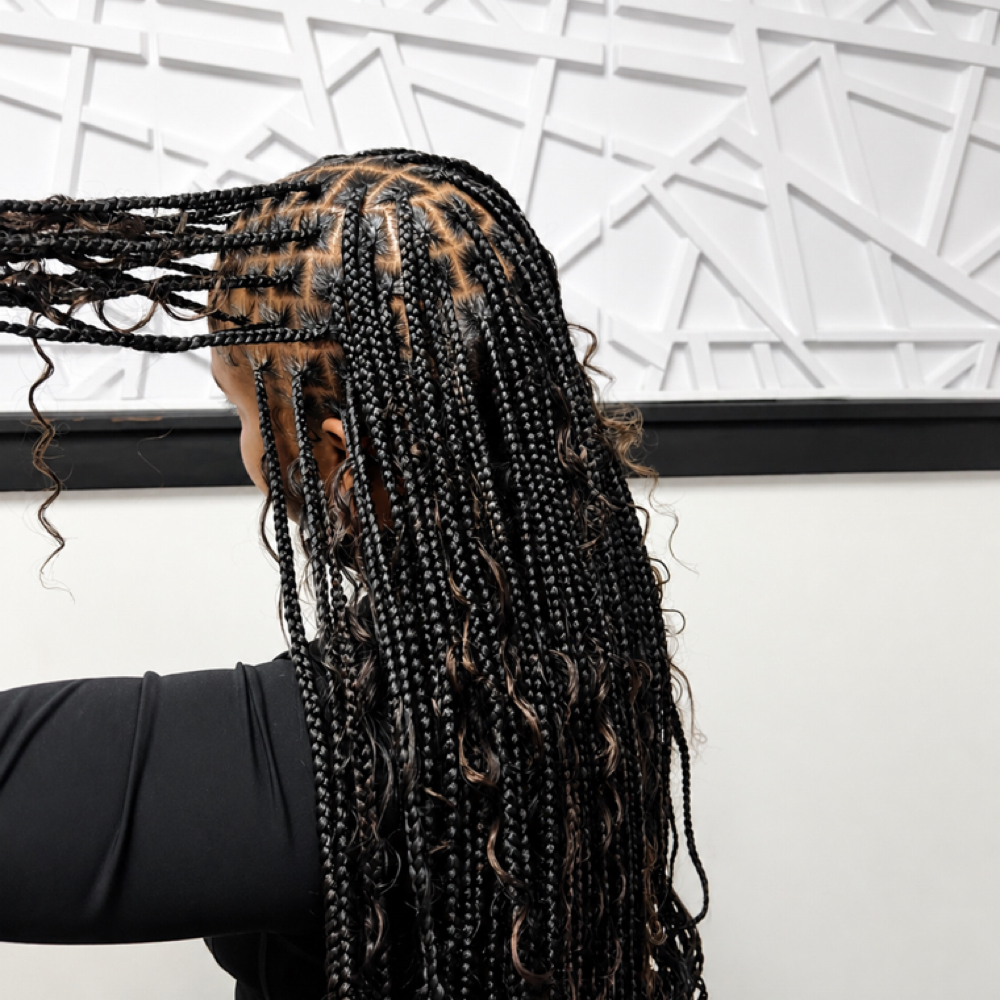Knotless Braids at Beatzbykris in Boardman, OH