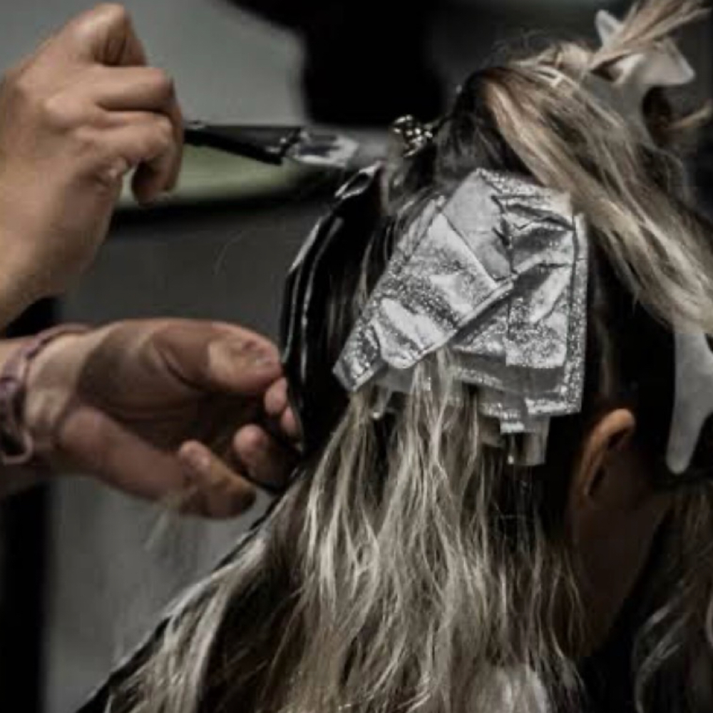 Gray Coverage + Dimension Session at Naihomi’s Hair Studio in Fort Myers, FL