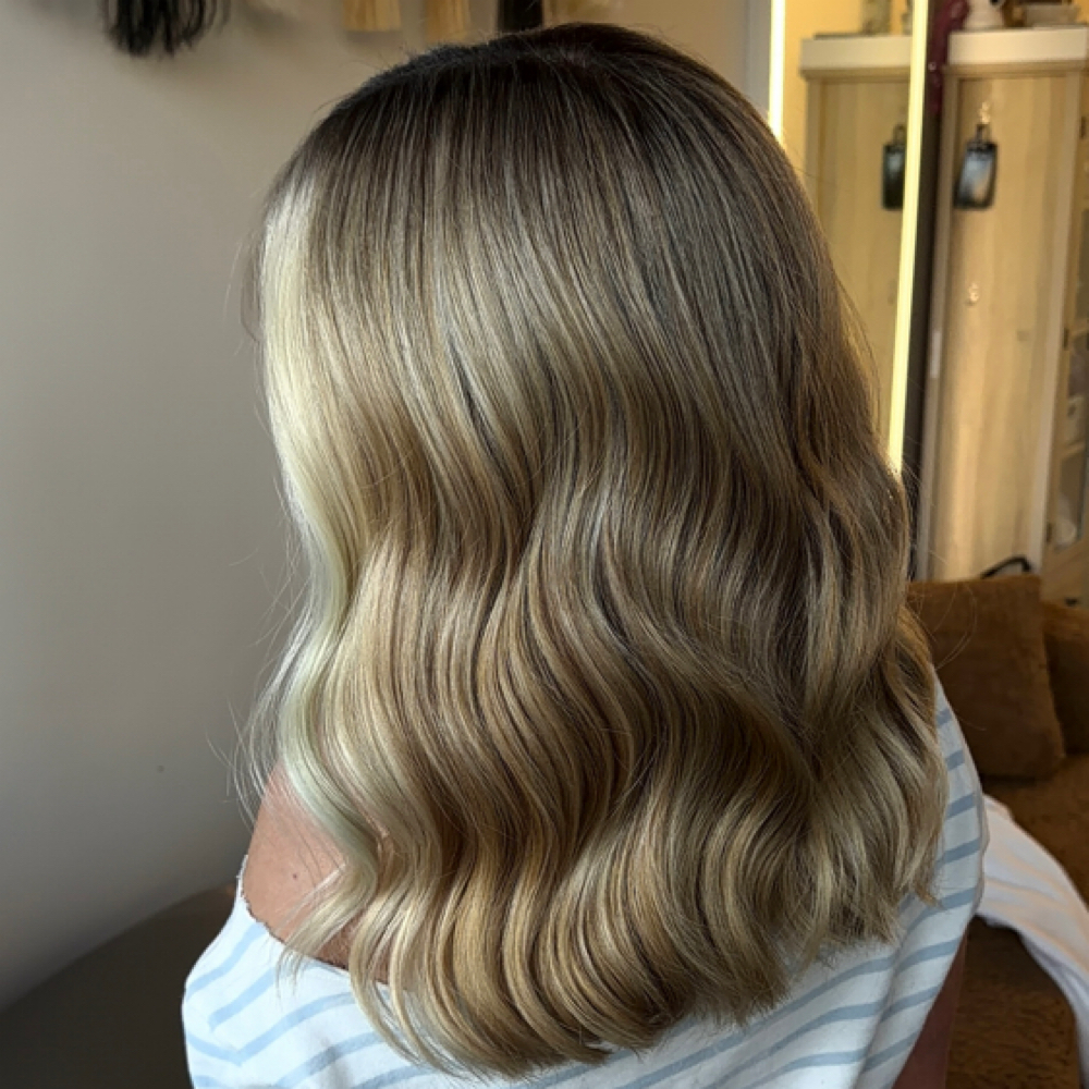 MONEY PIECE | FACE FRAME at Hair By Taylor in pleasant hill, CA
