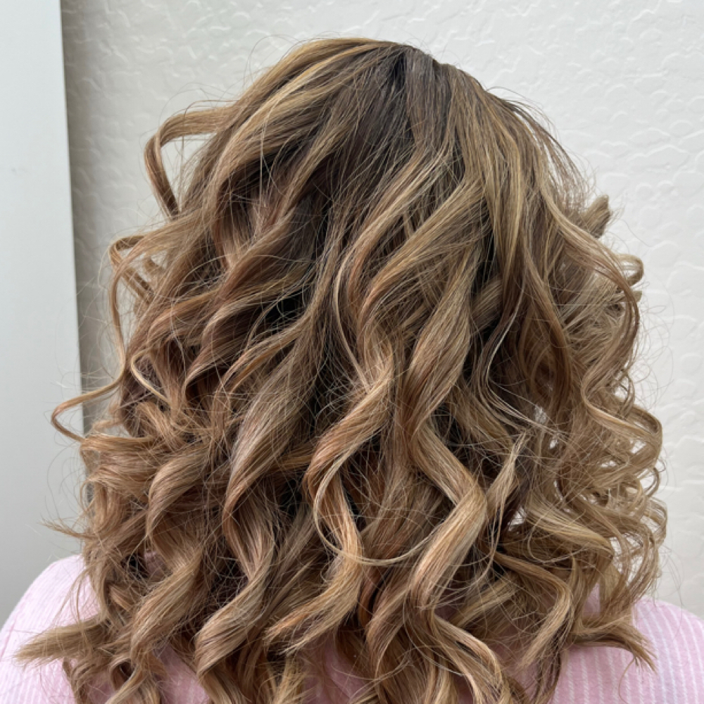 Retoque De Raiz ✨ at Hairstylist Jacky LLC in Litchfield Park. Az, AZ