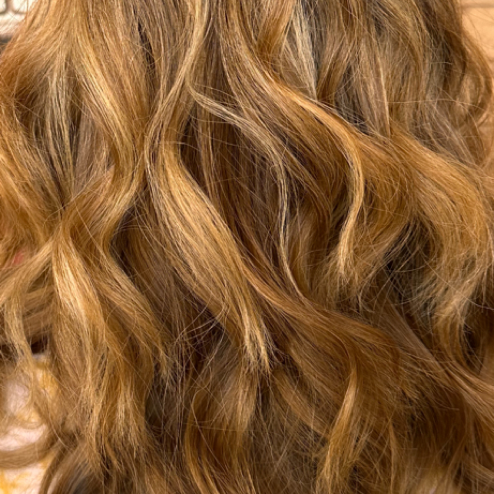 Color Application at Sunny’s Organic Services in Beaumont, TX