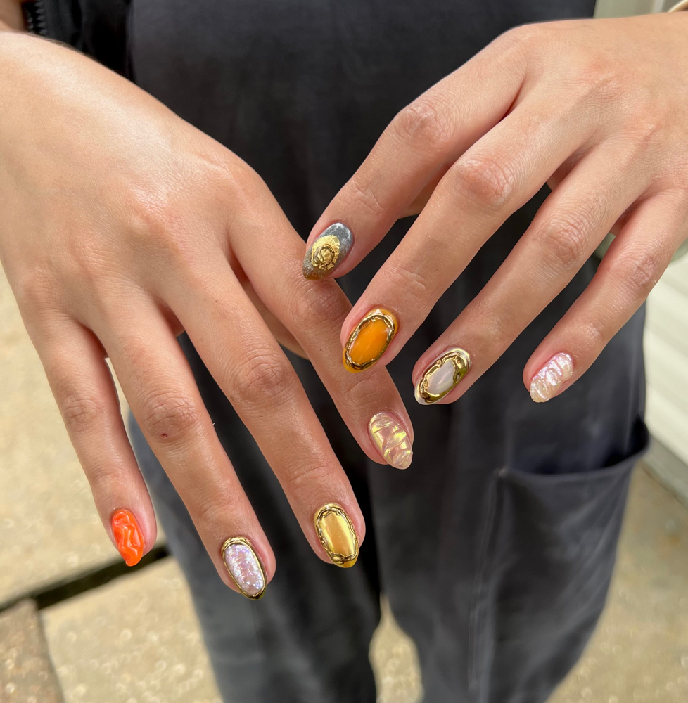 Medium Structured Manicure