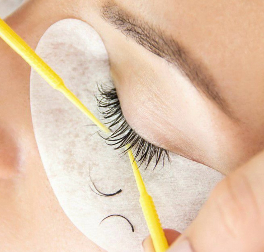 Lash Extension Removal