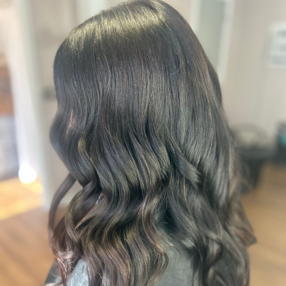 Root Touchup at The Color Room in Morehead, KY