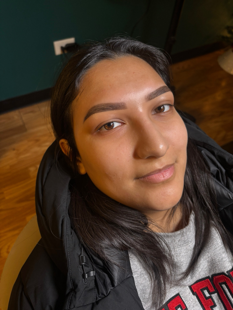 Brow Wax + Hybrid Dye at LGAesthetics in Waukegan, IL